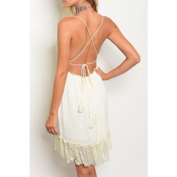 *LAST ONE* Ivory Antique Lace Dress - Picture 3 of 8